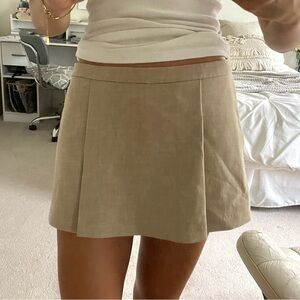 Aritzia Khaki Skort